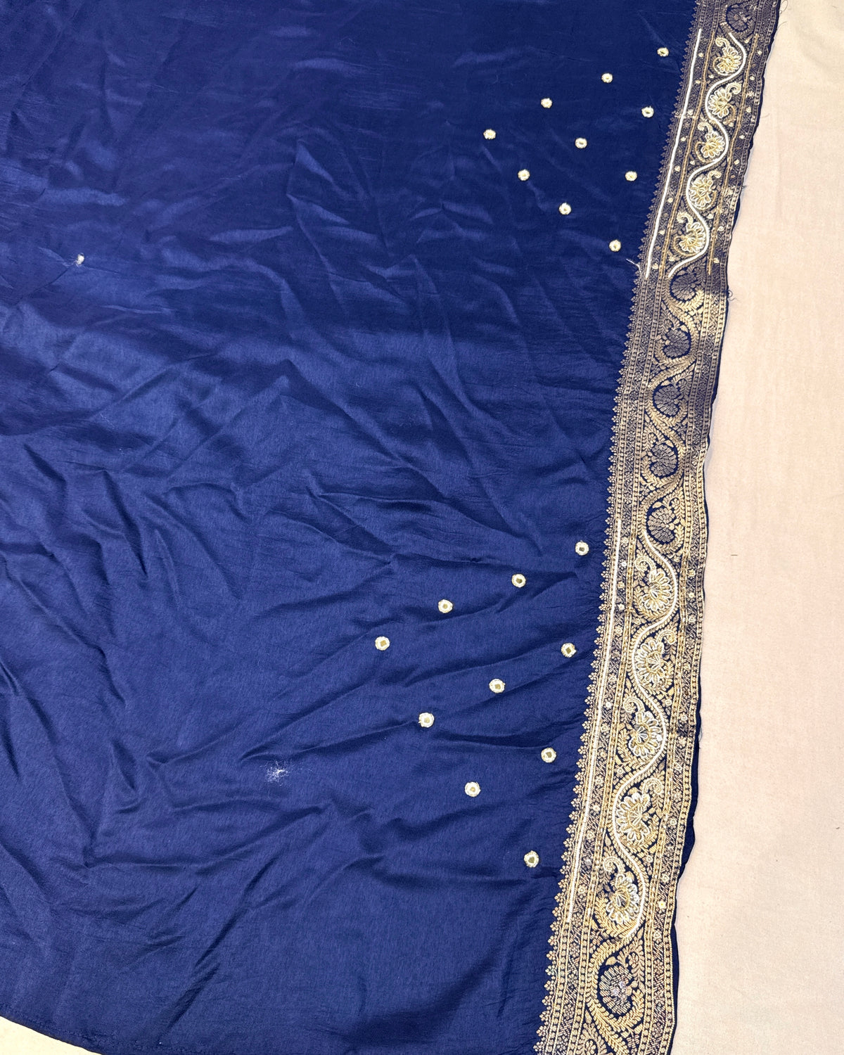 Bandhani Saree With Handwork