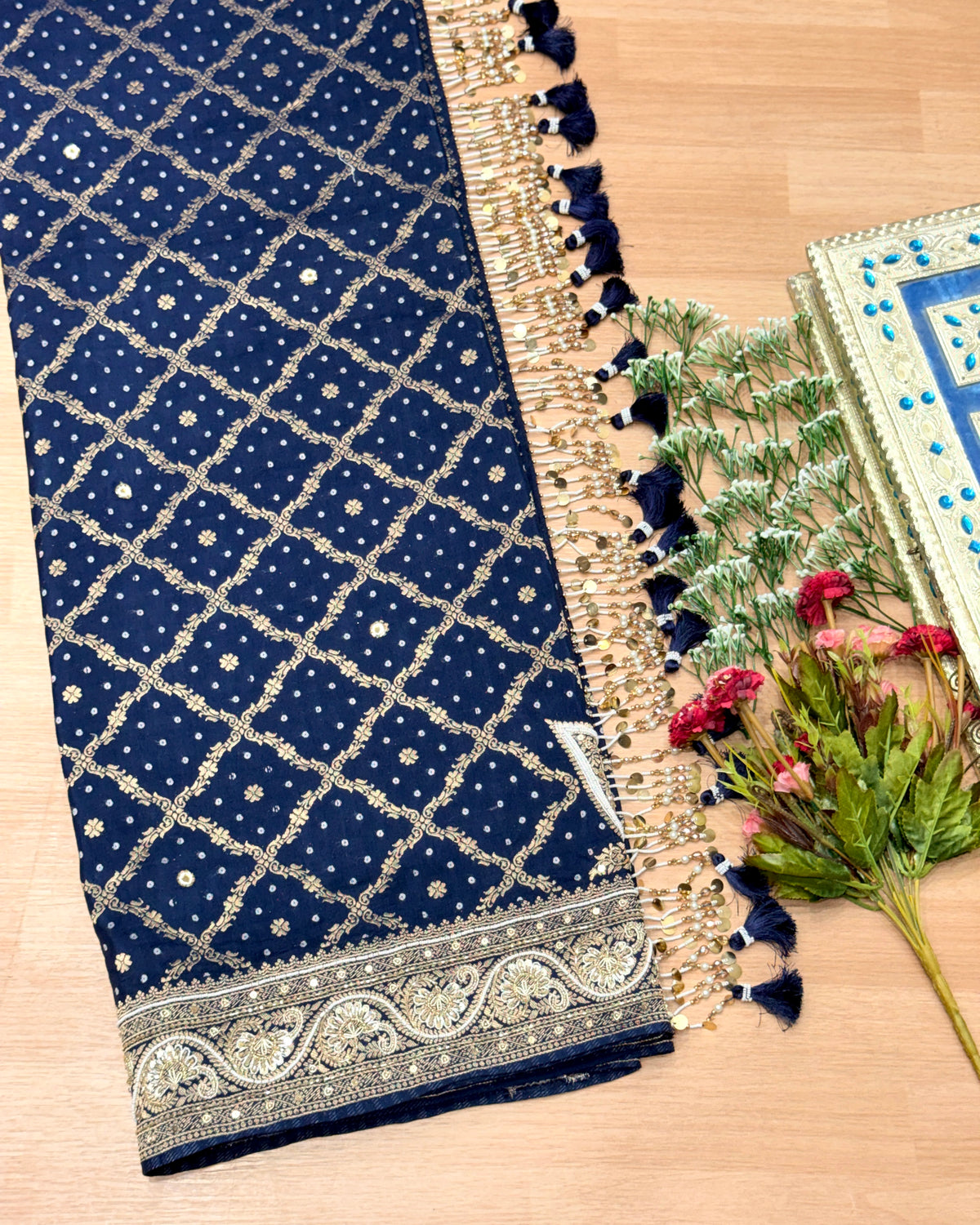 Bandhani Saree With Handwork
