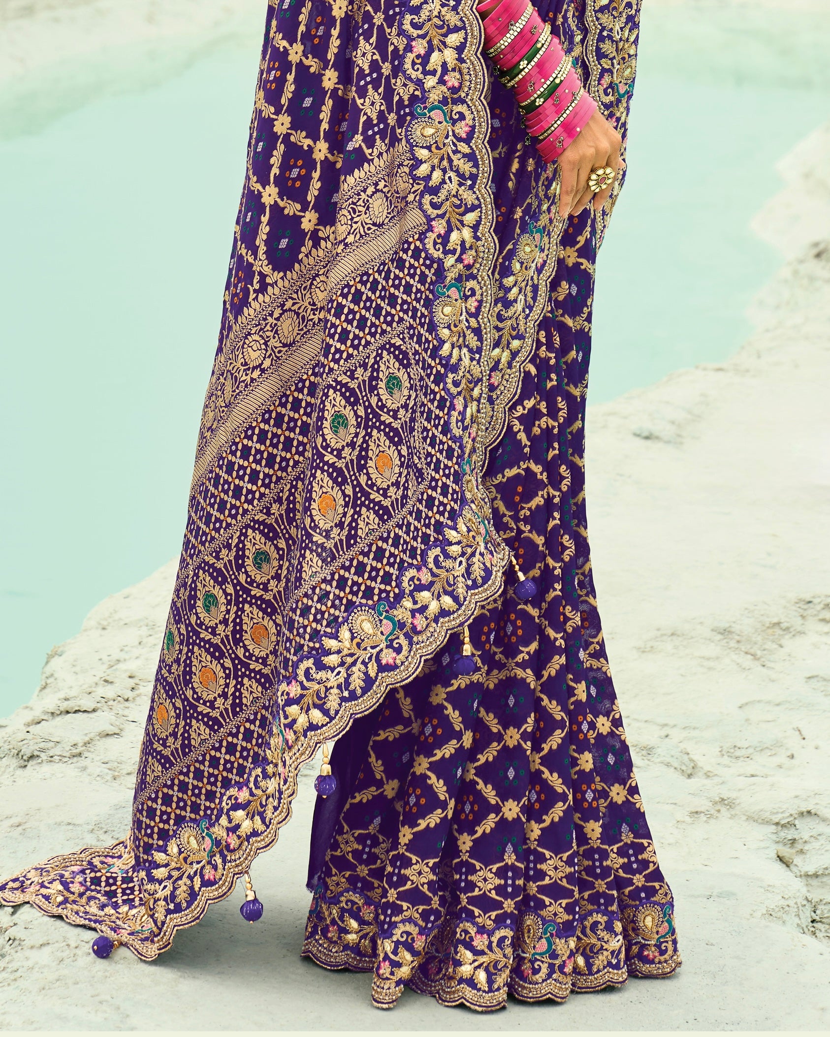 Bandhani Saree With Heavy Work Border